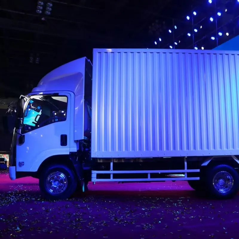 Однорядный фургонный легкий грузовик Qingling Isuzu M600.